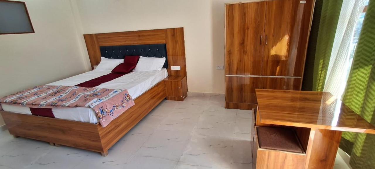 Parvatiya Homestay Mussoorie Eksteriør billede