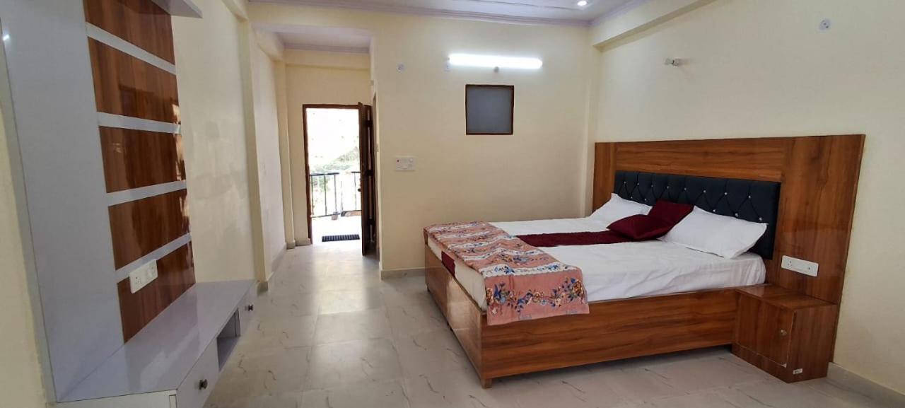 Parvatiya Homestay Mussoorie Eksteriør billede