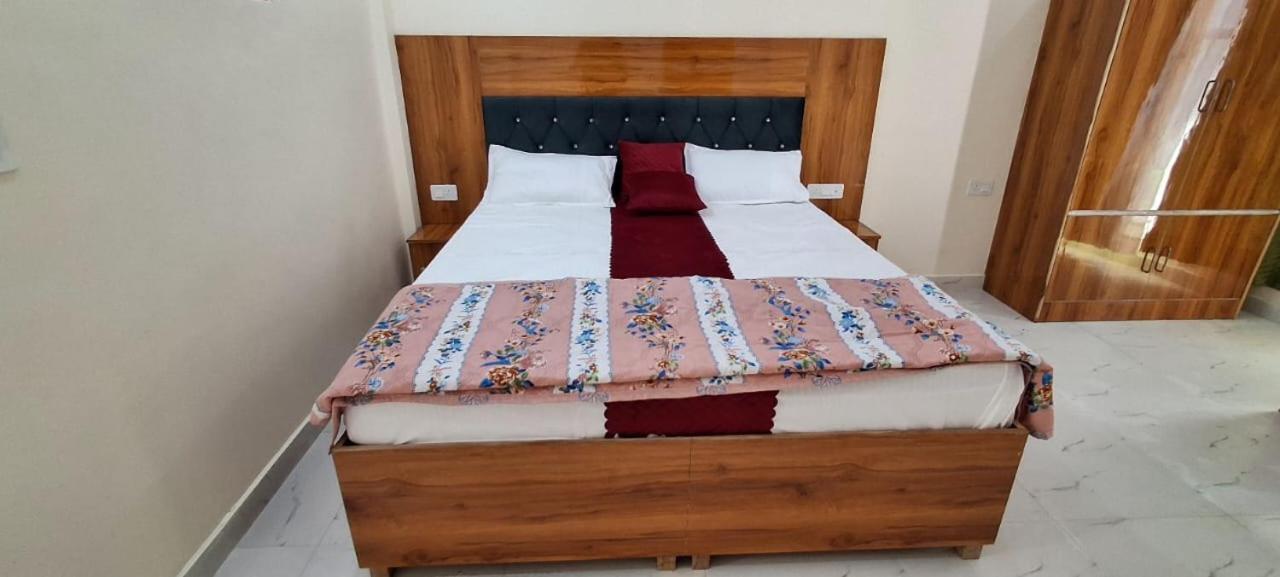 Parvatiya Homestay Mussoorie Eksteriør billede